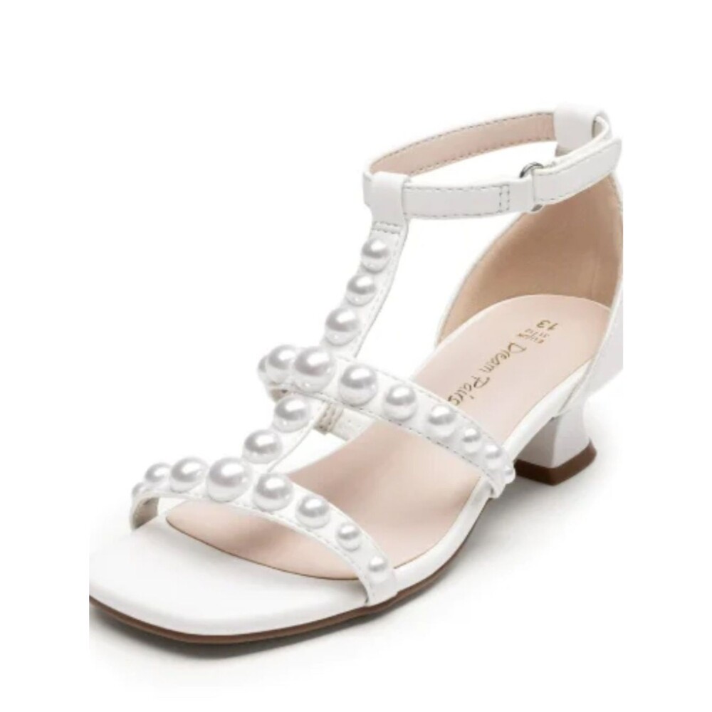 NWT Girl’s Amazon White Kitten Heel Dress Shoes Size 3